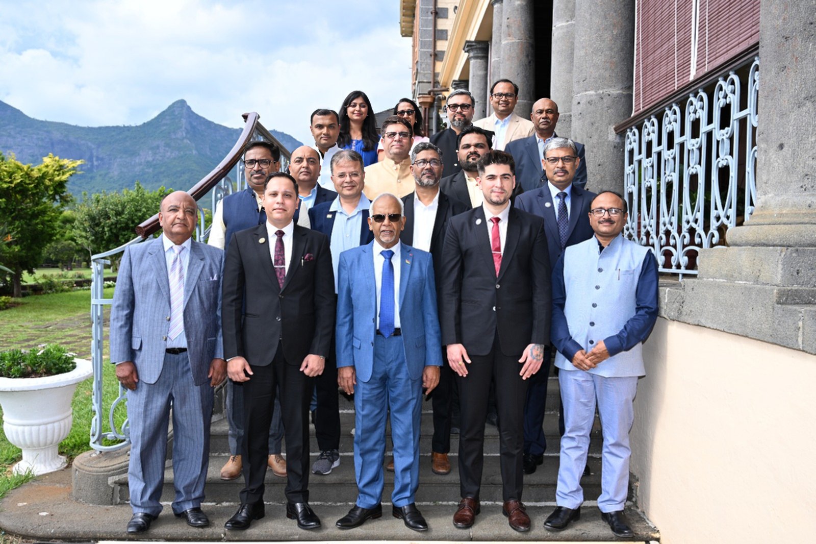 Official Delegation Photograph with the President of Mauritius
